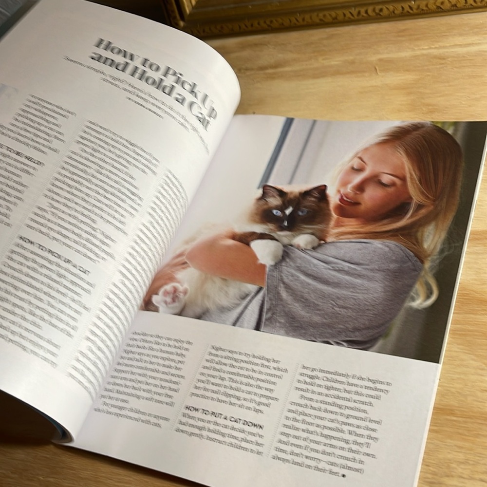 💰🚨CLEARANCE 🚨💰 
MAGAZINES. - Picture 12 of 14